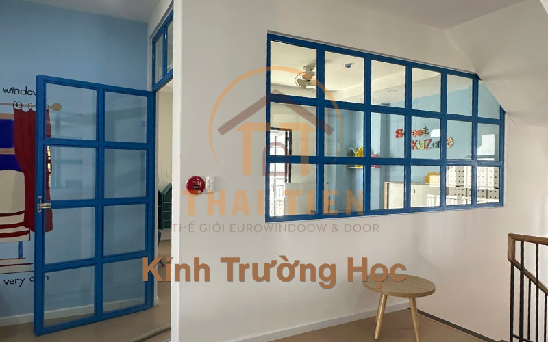 mot so mau Cua nhom Xingfa cho truong hoc
