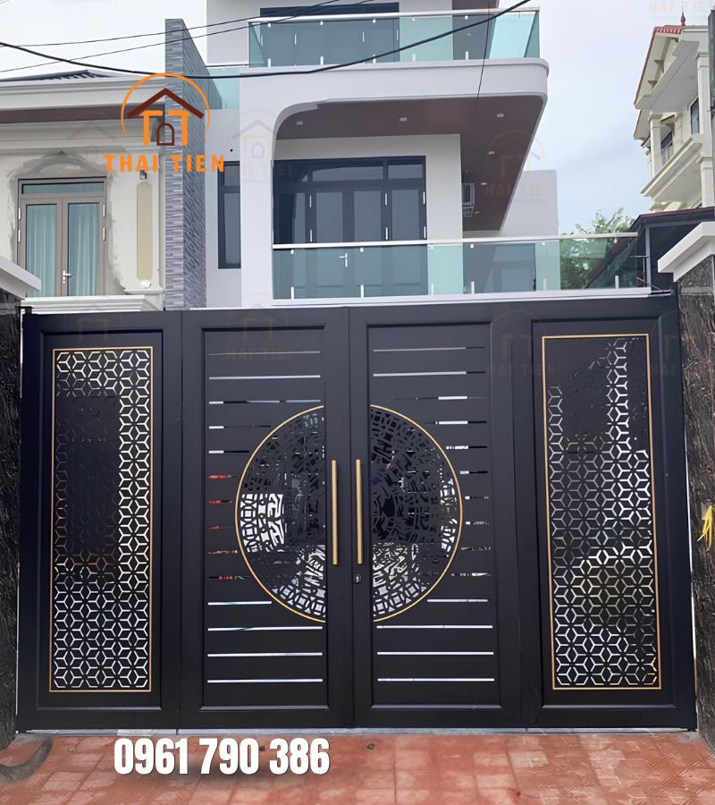 Mẫu cổng sắt CNC nh&agrave; phố đẹp Vintadoor Th&aacute;i Tiến