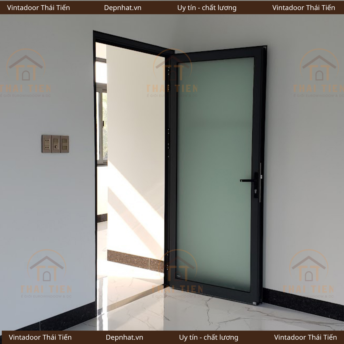 Mẫu cửa 1 c&aacute;nh ph&ograve;ng ngủ nh&ocirc;m Xingfa