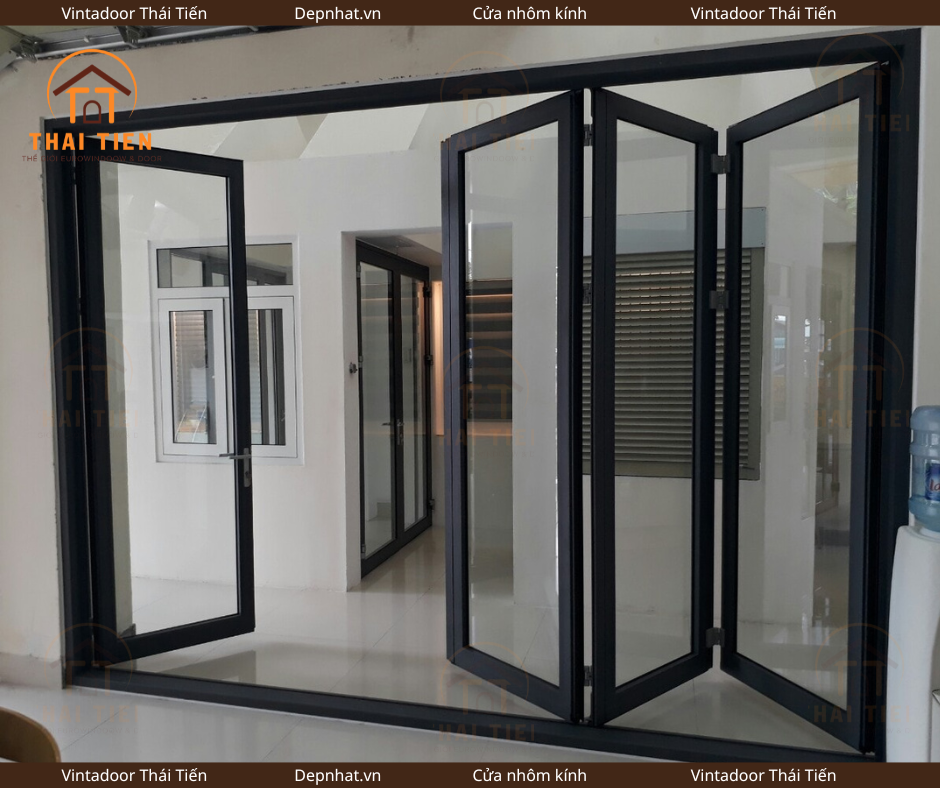 Cửa k&iacute;nh nh&ocirc;m Xingfa trượt l&ugrave;a m&agrave;u đen
