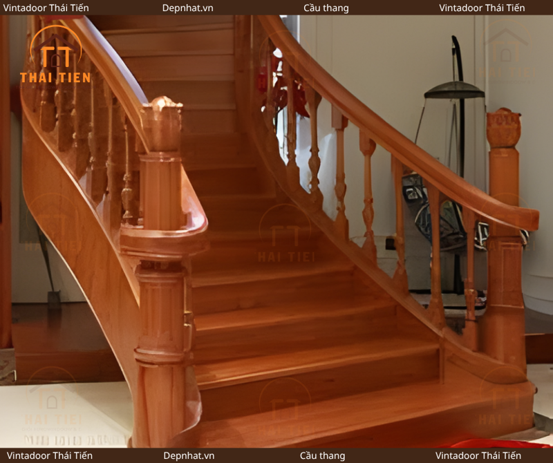 Cầu thang gỗ