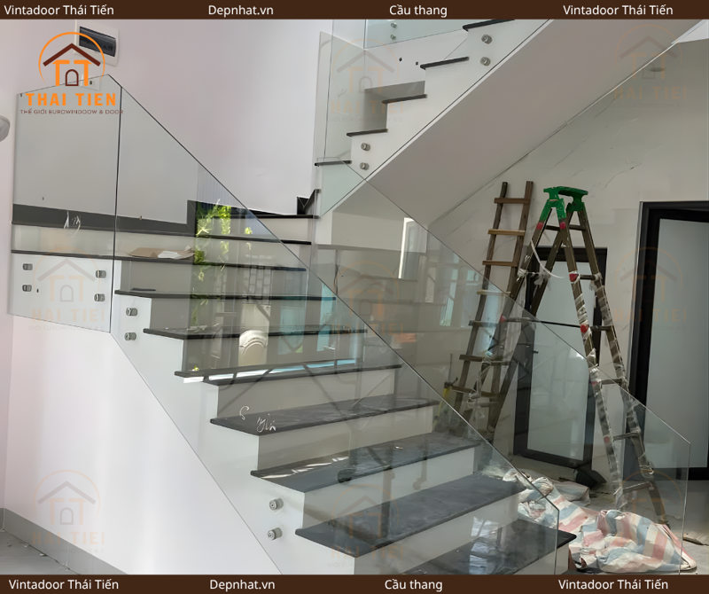 Cầu thang không tay vịn