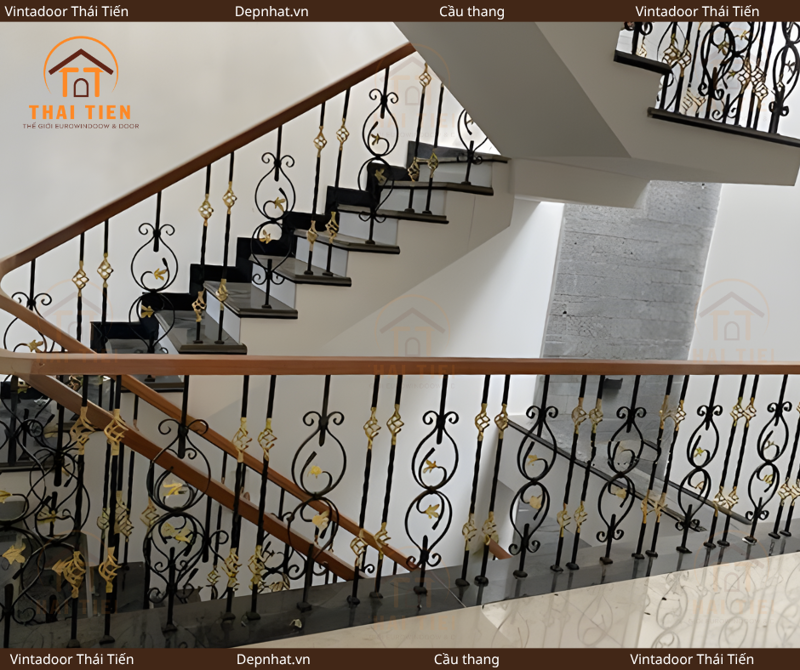 Cầu thang sắt