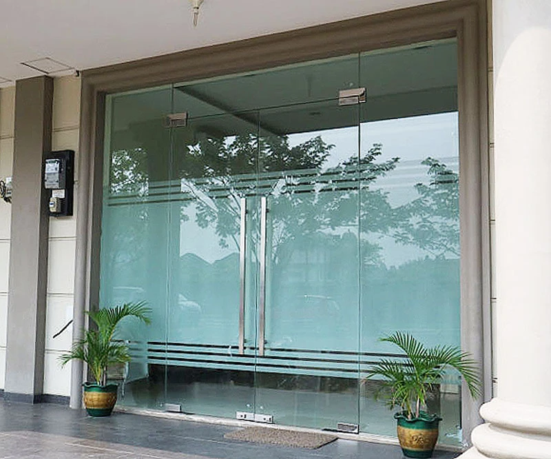 Cửa kính cường lực