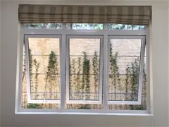 Cửa sổ 3 cánh mở hất