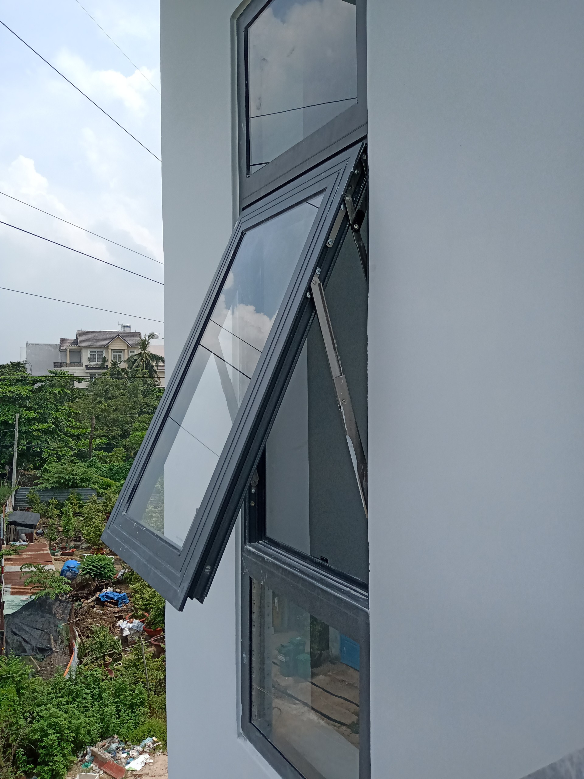 Cửa sổ nhôm xingfa