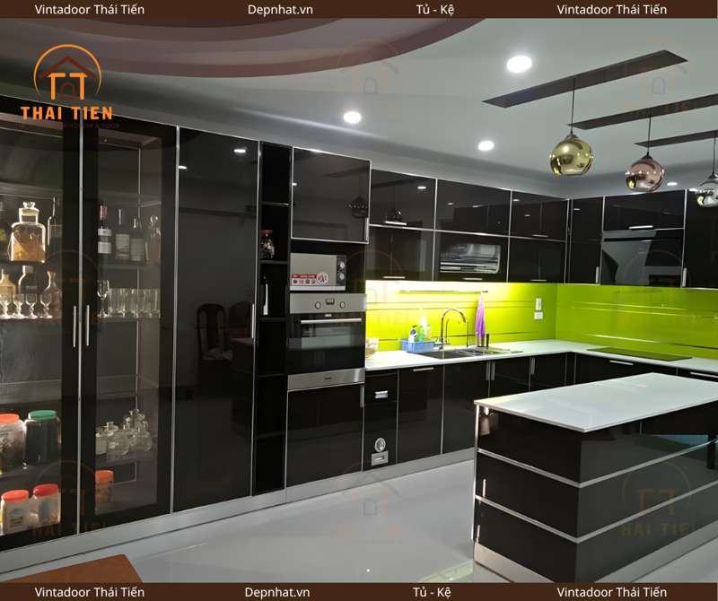 Tấm kính ốp bếp