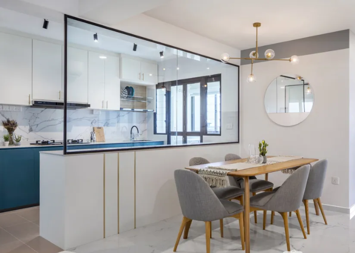 Vách kính ngăn phòng bếp và phòng khách