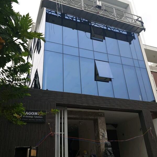 Vách nhôm kính mặt dựng