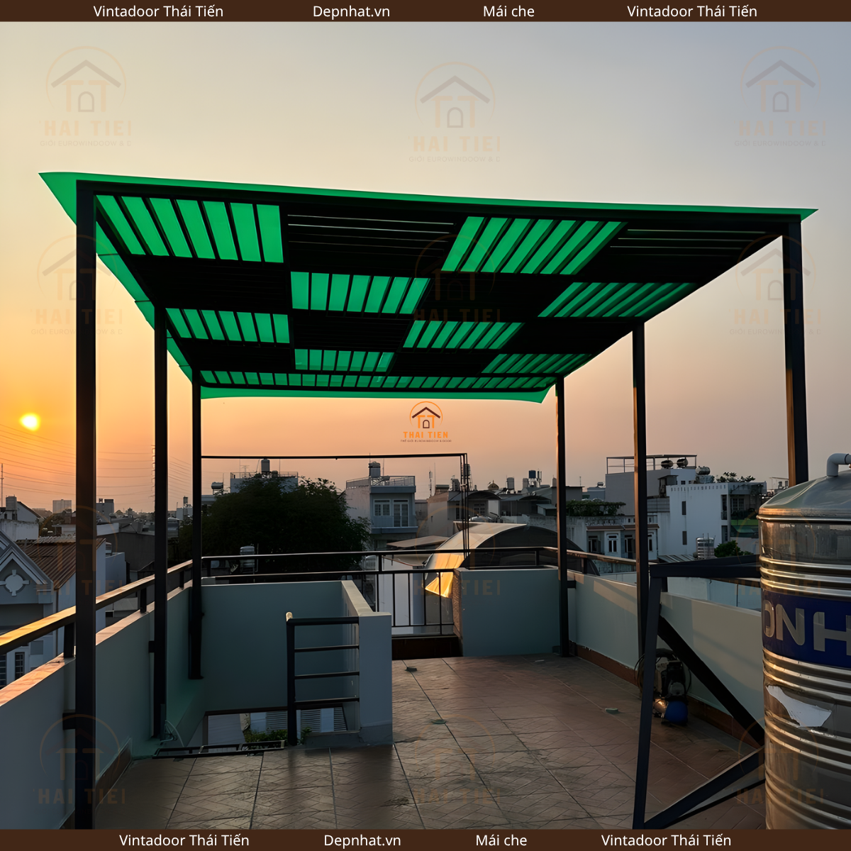 Thi công mái che lợp poly che nắng chống nóng từ Vintadoor Thái Tiến