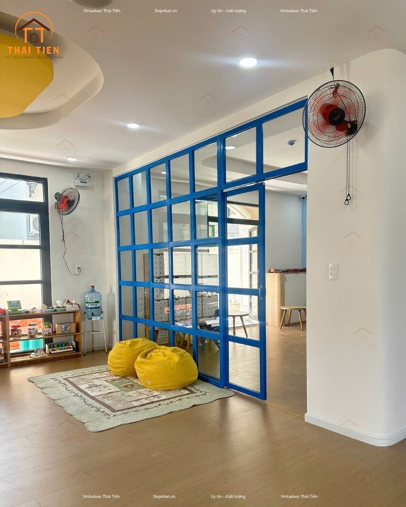Công trình cửa sắt - cầu thang sắt Trường mầm non Kidzone ở Quận 9 - Ảnh 7
